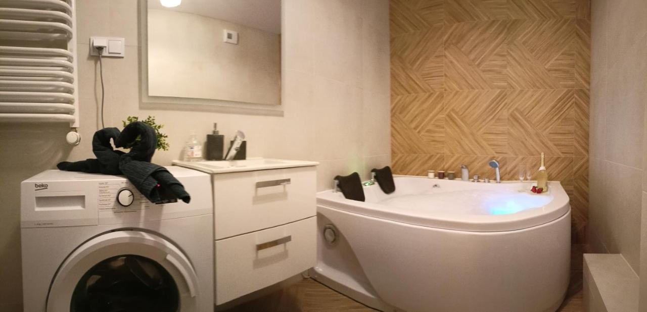 Ferienwohnung Apartament Z Sauna I Jacuzzi Radom Exterior foto